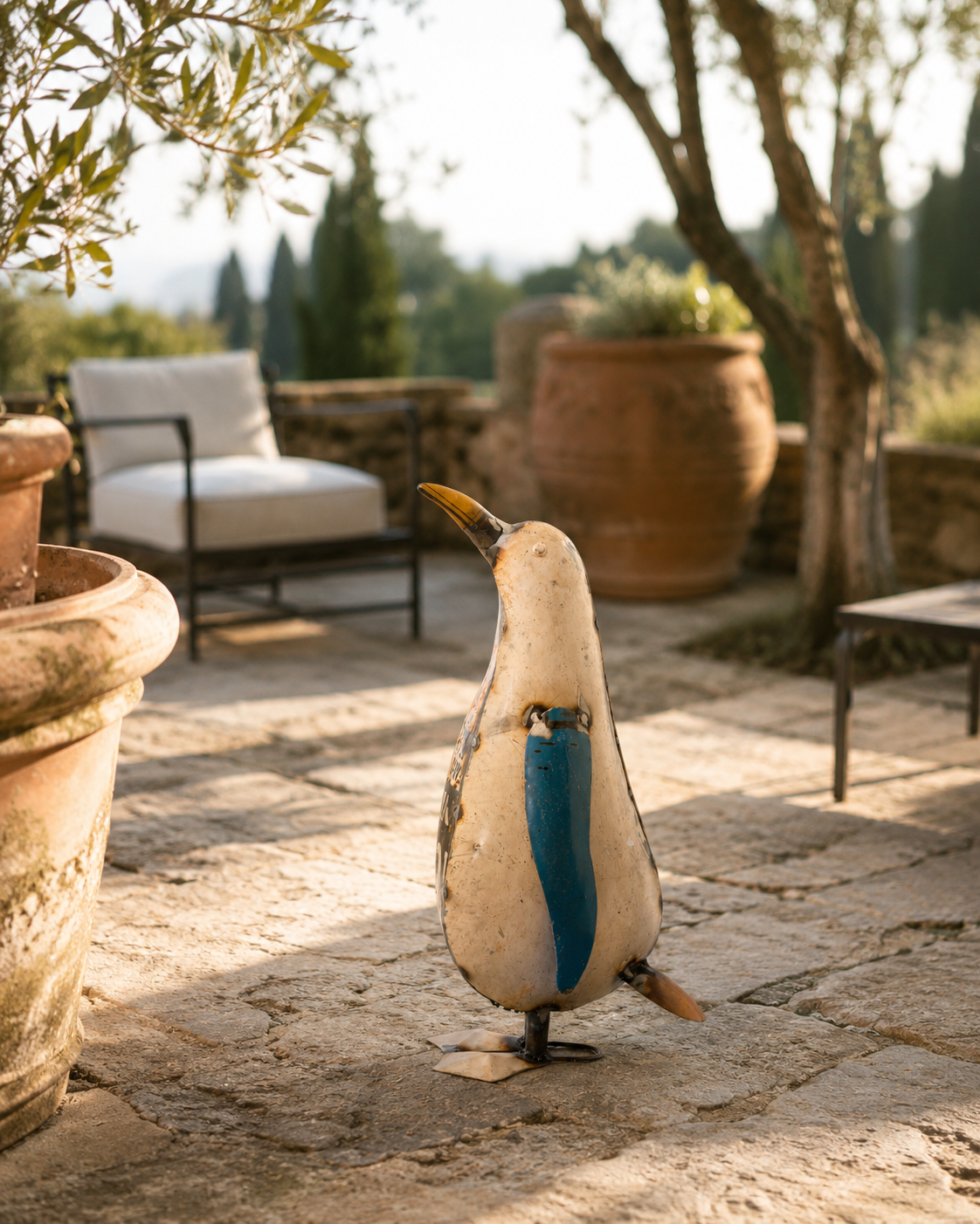 RECYCLED IRON PENGUIN