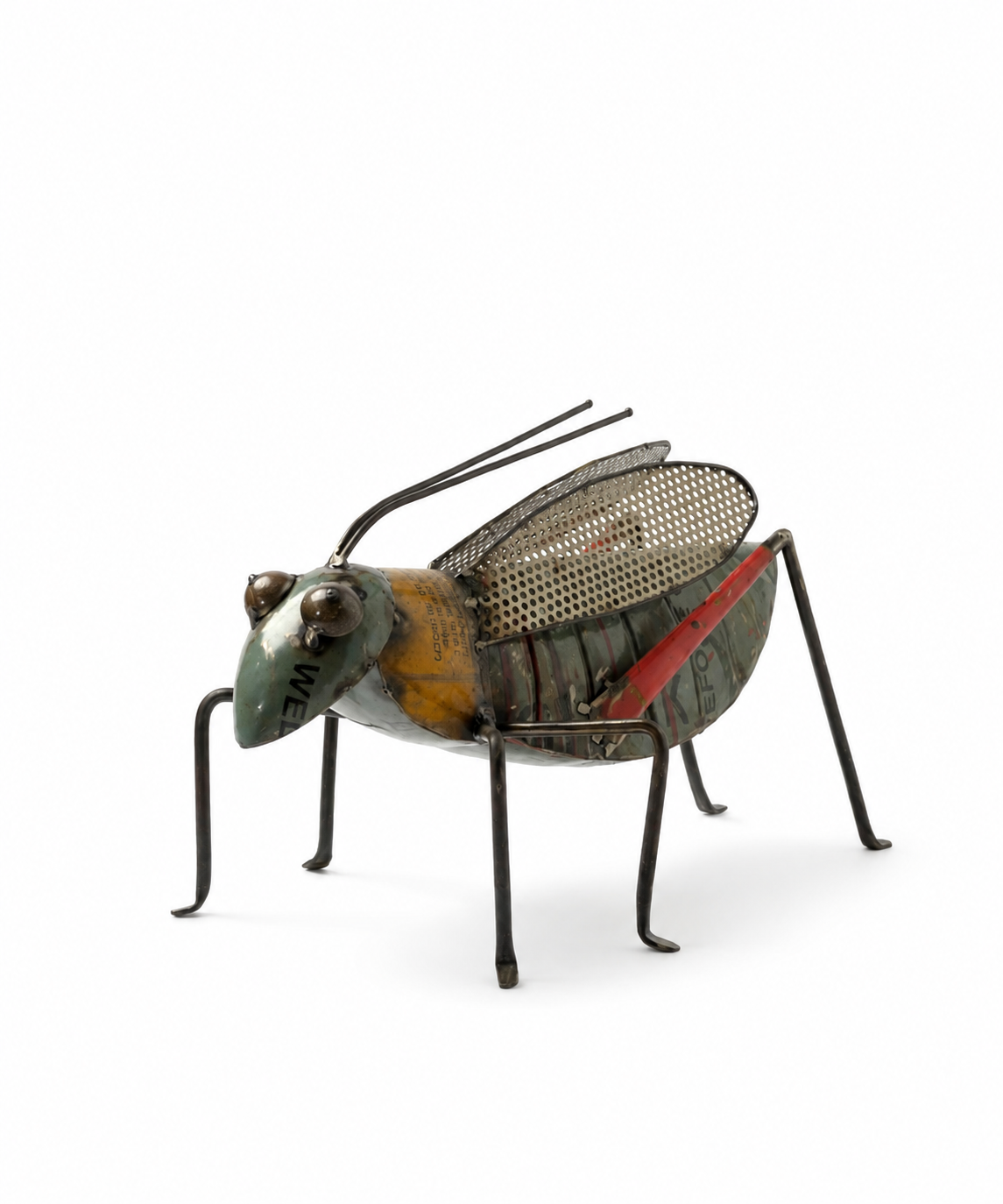 RECYCLED IRON GRASSHOPPER
