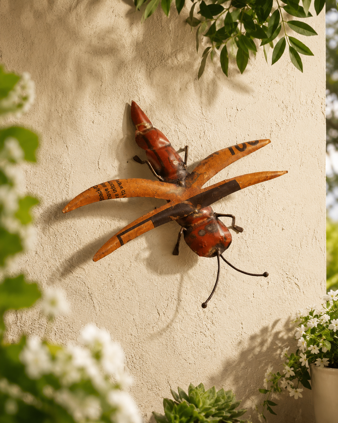 Recycled Iron Wall Mount Grasshopper